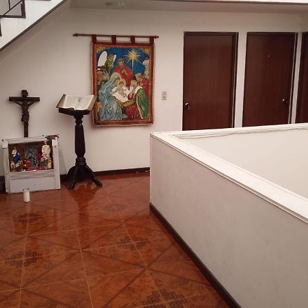 Habitacion Con Bano Privado Cerca Al Aeropuerto Bogotá Eksteriør bilde